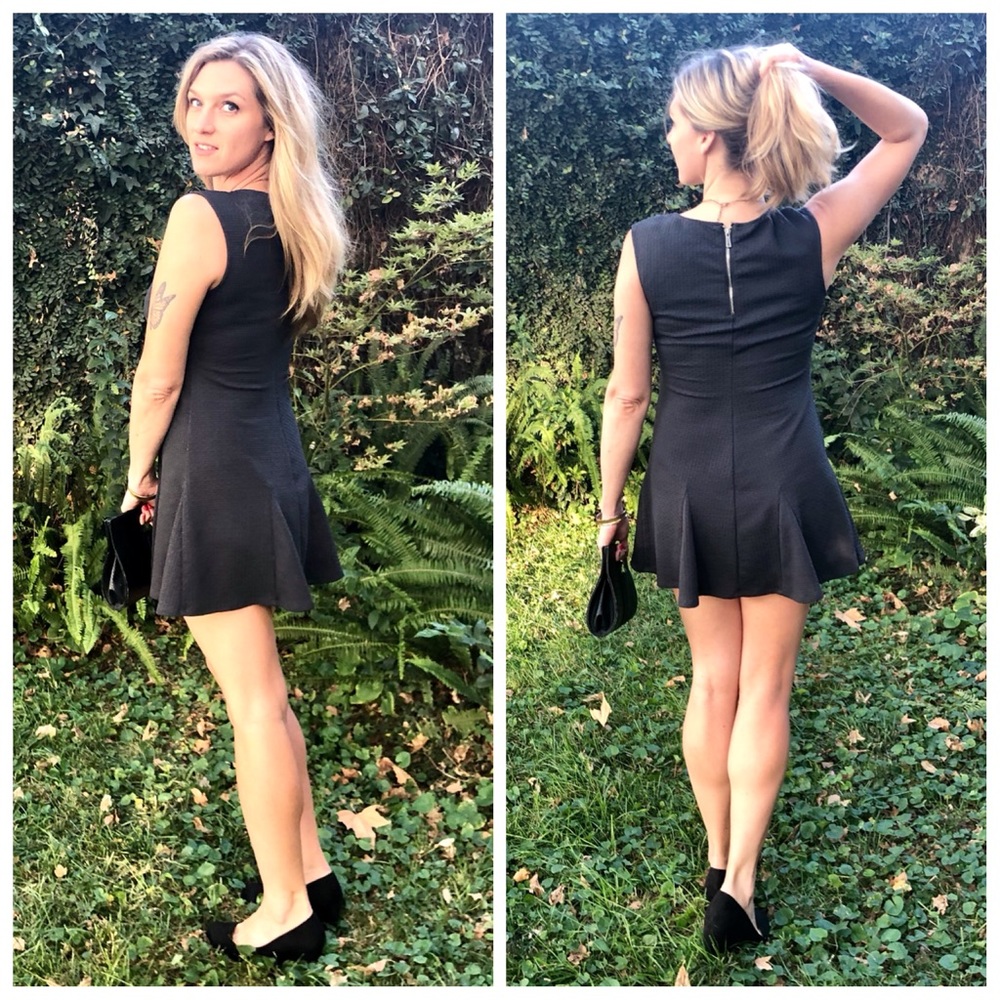 Cute little textured charcoal grey minidress
